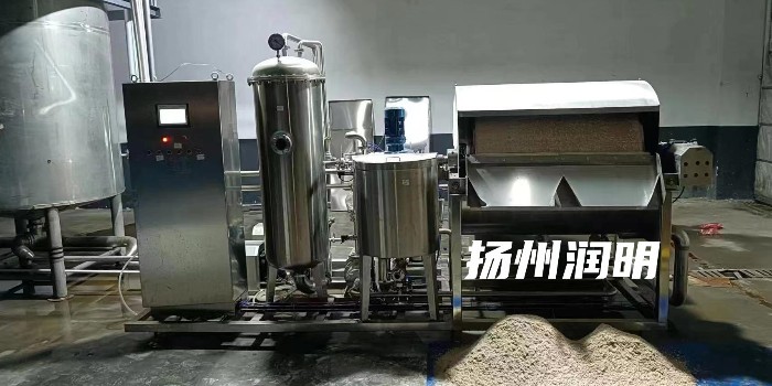 真空转鼓过滤机在加加集团，分离硅藻土与清洗水